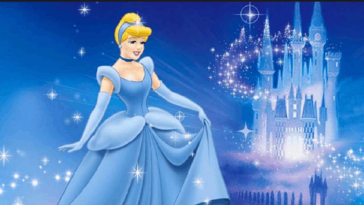 The secret of Cinderella's dress in the Disney movie: if you think it was blue, you have been deceived | MovieBloc The secret of Cinderella's dress in the Disney movie: if you think it was blue, you have been deceived | MovieBloc